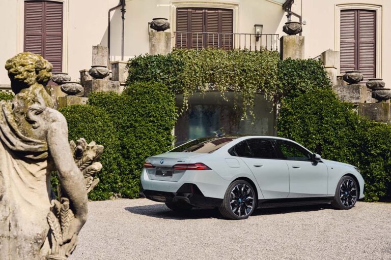 BMW P90506447_highRes