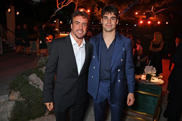 astonmartindb12unveil10