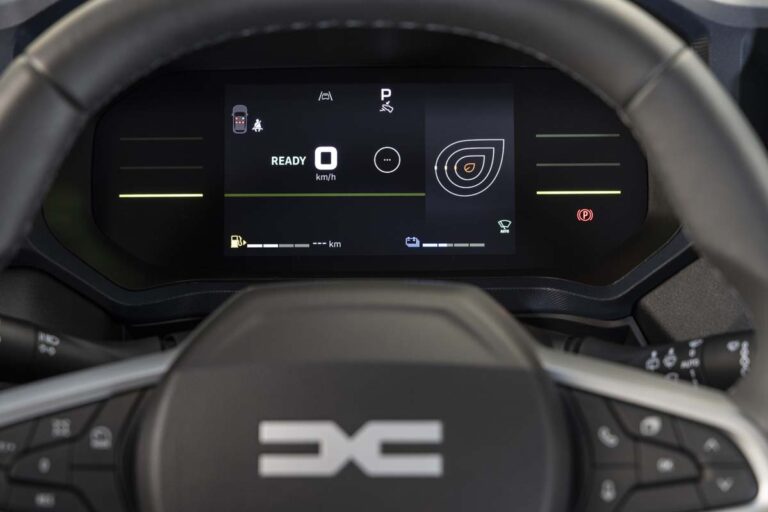 All-New Dacia Duster Hybrid Journey (6)