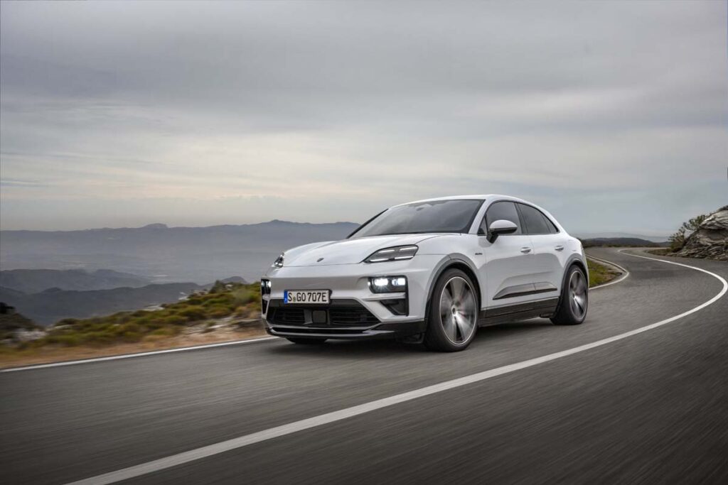 Macan_Turbo_4