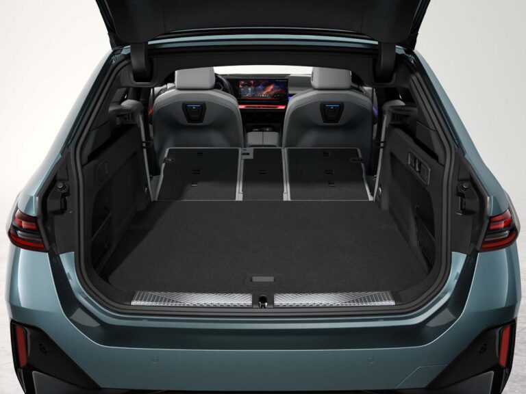 BMW 5 Touring P90536883_highRes