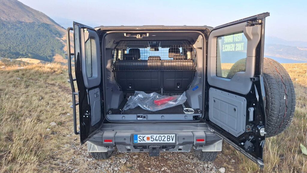 Ineos Grenadier_gepek